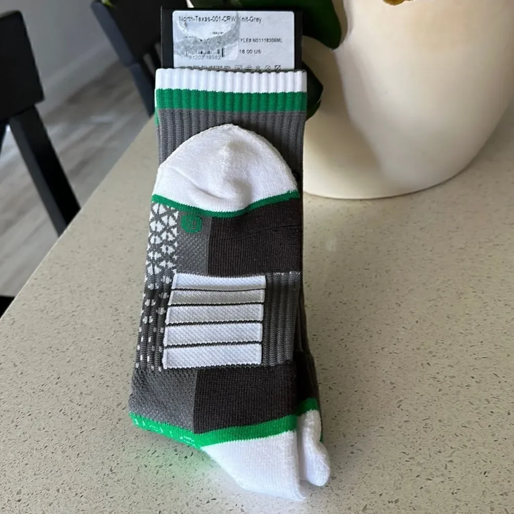 NWT University of North Texas Strideline Gray Socks M/L Knit Striped Crew Sports